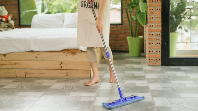 Kebiasaan Tidak Menjaga Kebersihan Kamar yang Sering Dianggap Biasa