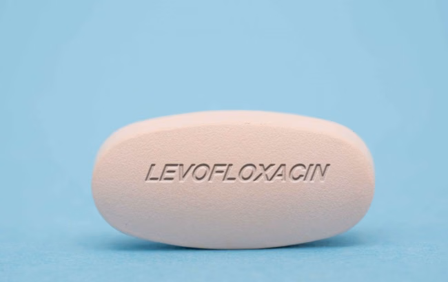Levofloxacin