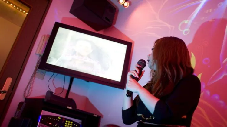karaoke sendiri