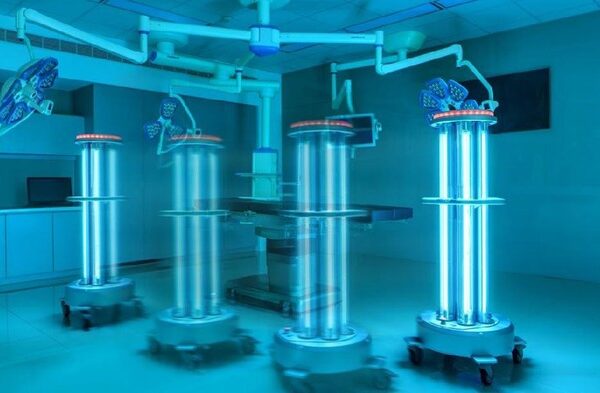 Robot Disinfeksi UV